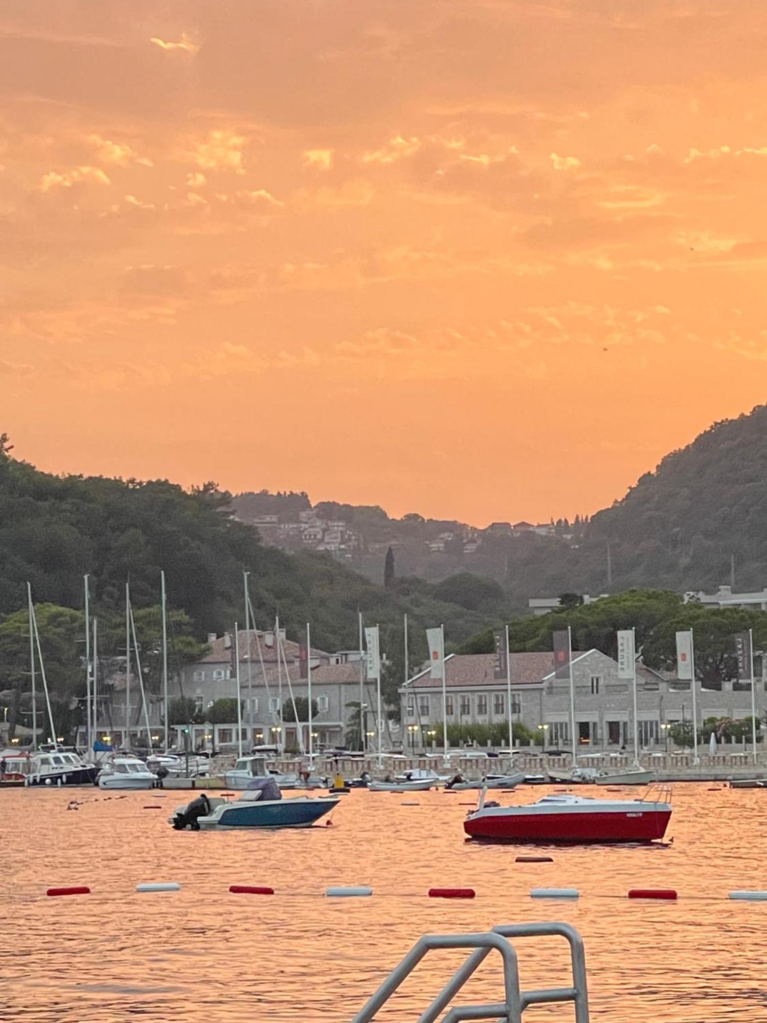 Apartmani Laban Herceg Novi Buitenkant foto